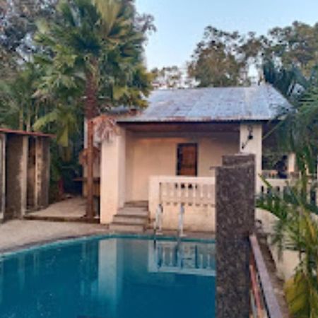 Kaas Woods Resort Yavateshwar Сатара Экстерьер фото