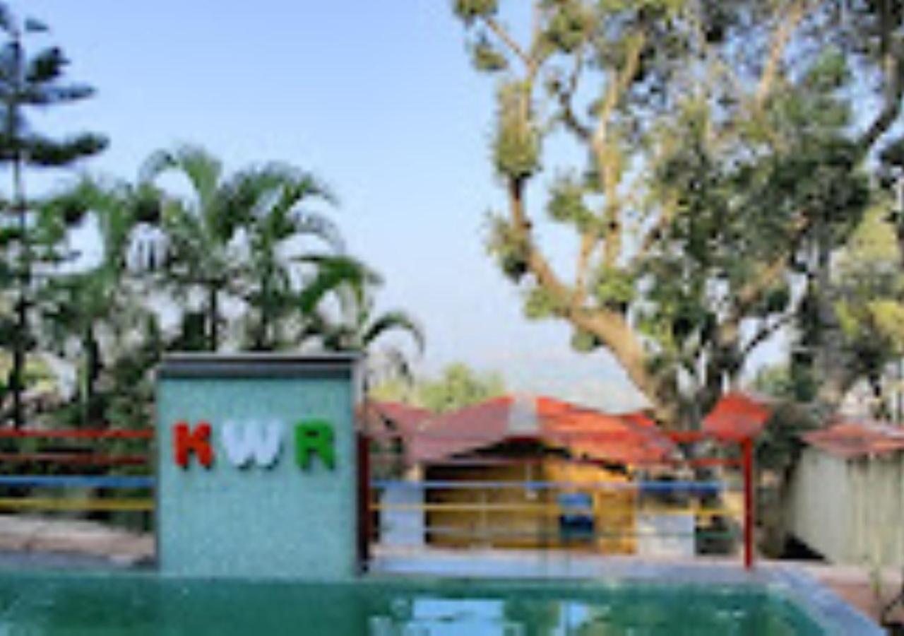 Kaas Woods Resort Yavateshwar Сатара Экстерьер фото