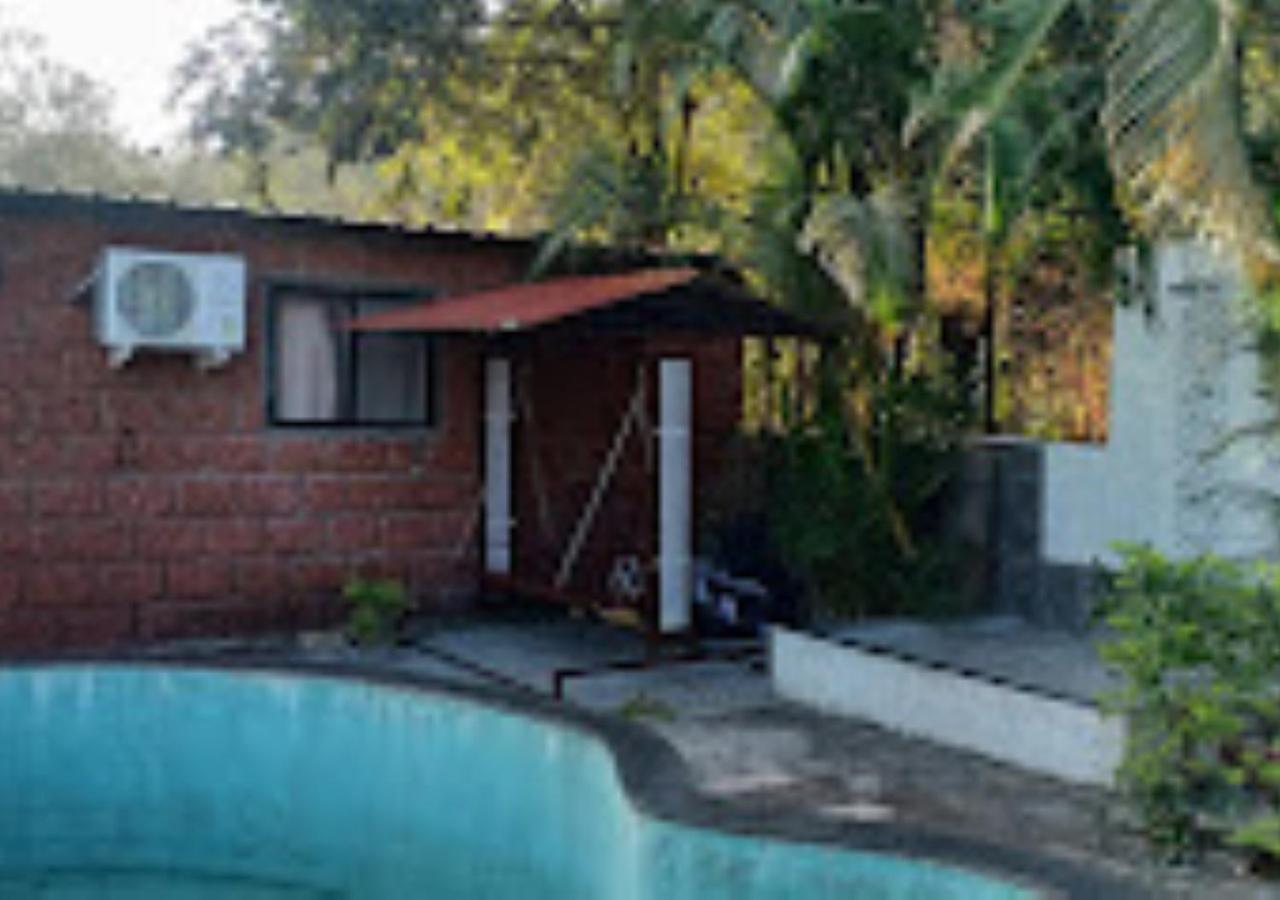 Kaas Woods Resort Yavateshwar Сатара Экстерьер фото