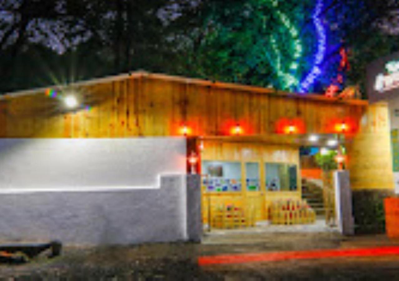 Kaas Woods Resort Yavateshwar Сатара Экстерьер фото