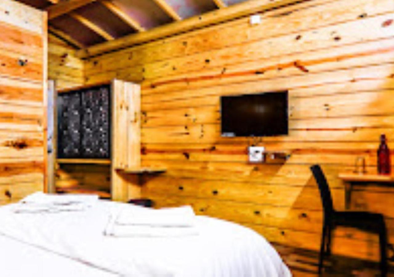 Kaas Woods Resort Yavateshwar Сатара Экстерьер фото
